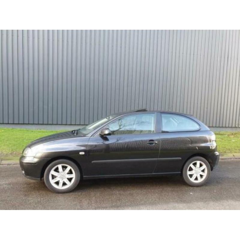 SEAT Ibiza 1.4-16V Sensation SCHUIFDAK,AIRCO, 2 X SLEUTELS