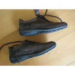 Nieuw! Sportieve bruin leren veterschoen OUTPUT 41 snazzeys