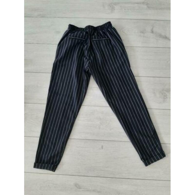 Blauwe pantalon met streep maat S