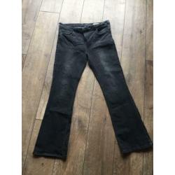 Flared spijkerbroek maat 44