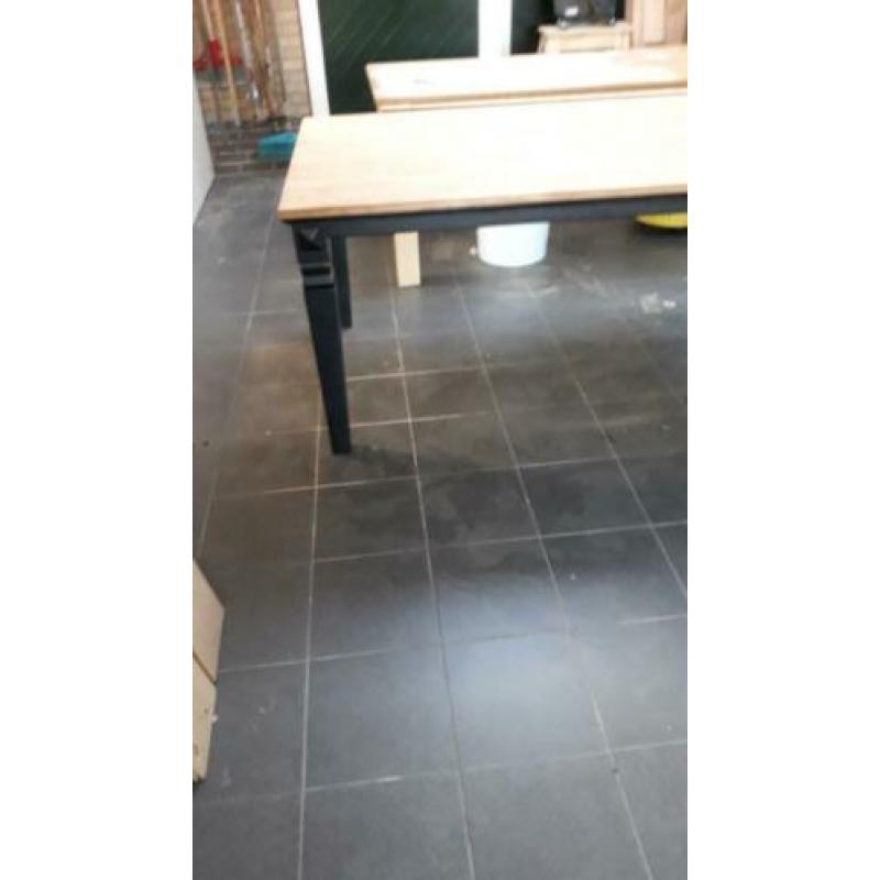 Te koop eettafel 200 x 100 79 hoog