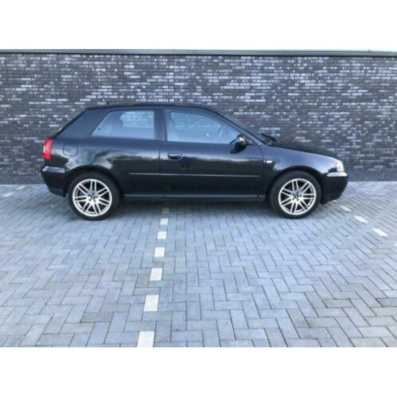 Audi A3 1.6 Attraction Trekhaak/Clima/Airco