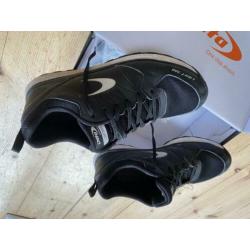 DITA zwarte veldhockeyschoenen light 300, maat EUR 42