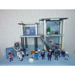 playmobil politiebureau motor quad en veel agenten