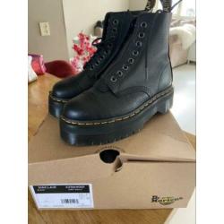 Dr martens sinclair maat 38