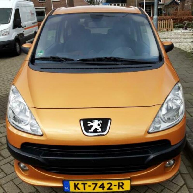 Peugeot 1007 1.4 2006 87000km zeer netjes