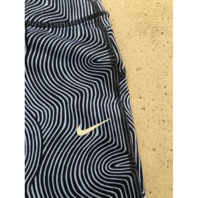 Nieuw Nike maat XS sportbroek