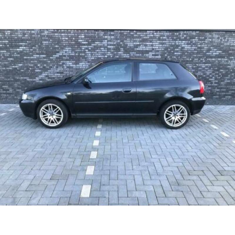 Audi A3 1.6 Attraction Trekhaak/Clima/Airco