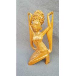 Art Deco houtsnijwerk van Balinese danseres - 20,5 cm hoog