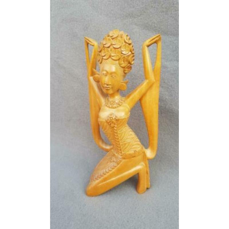 Art Deco houtsnijwerk van Balinese danseres - 20,5 cm hoog