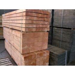Douglas overkapping maken palen / balken / planken