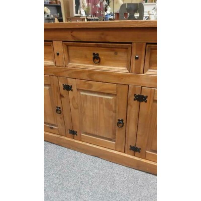 Dressoir