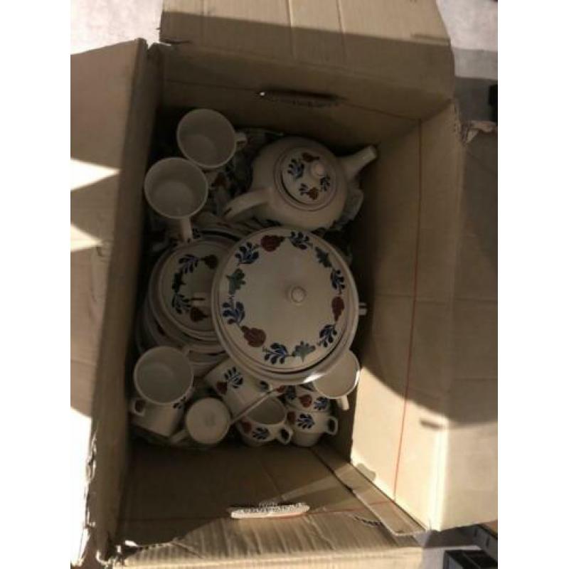 Servies van boerenbont compleet!!