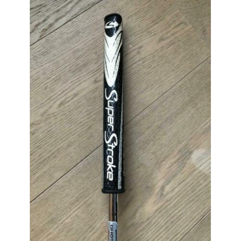 Taylormade Ghost Manta putter