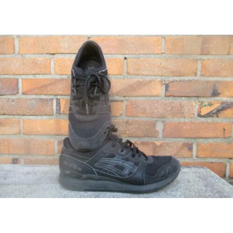 Zwarte Asic Gel Lyte schoenen maat 43,5.