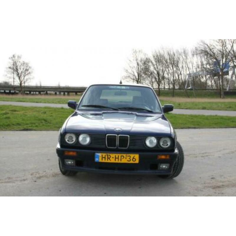 BMW E30 3-Serie 1.6 I 316 Touring U9 1994 Blauw