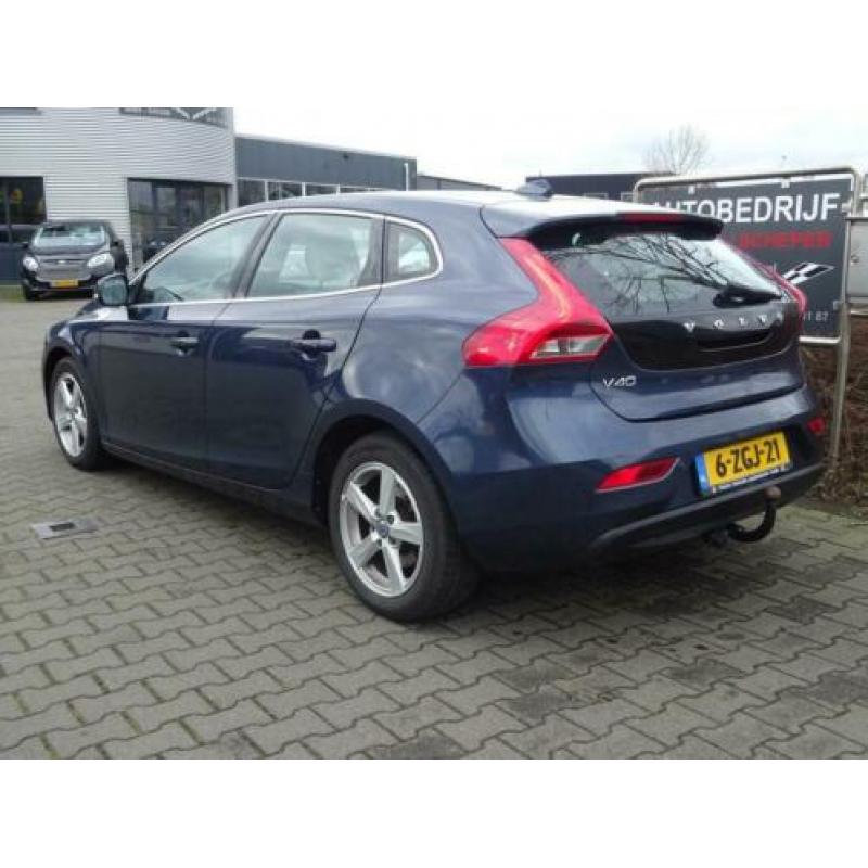 Volvo V40 1.6 D2 Summum Navi Leer Pdc (bj 2014)