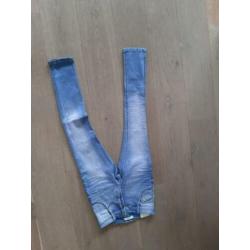 Name it broek maat 140