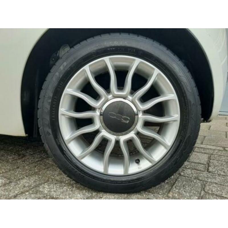 Fiat 500C 1.2 Lounge Cabriolet/Airco/15inch/PDC achter.