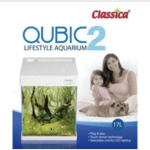 Classica Qubic 2 LED nano aquarium 17L + veel kunstplantjes!