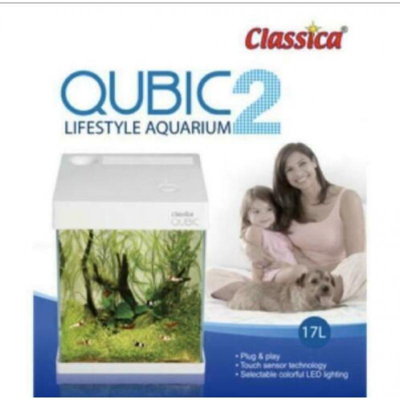 Classica Qubic 2 LED nano aquarium 17L + veel kunstplantjes!