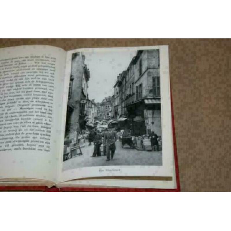 Lutetia en de vreemdeling - Wandelingen door Parijs 1951 !!