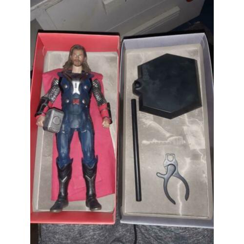 Thor 1/6 scale Marvel