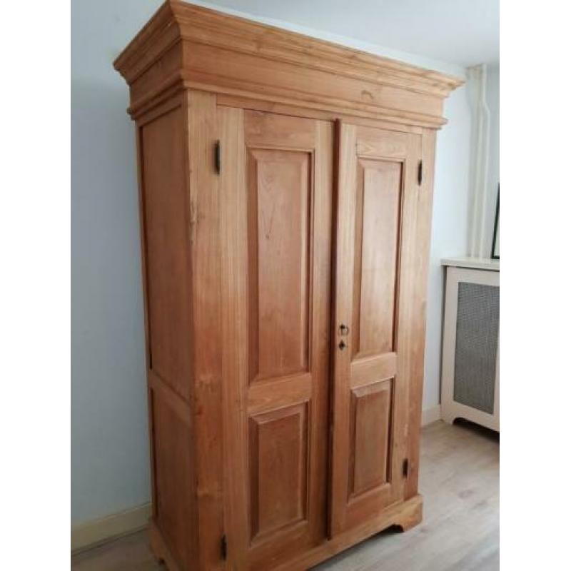 Mooie grote teakhouten kast