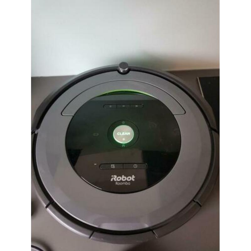 Roomba robotstofzuiger type 681