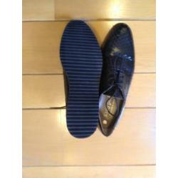 Zwarte veterschoenen 39