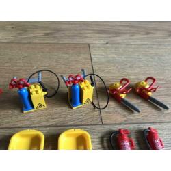 Playmobil onderdelen brandweer brandblusser kettingzaag