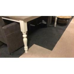 Landelijke eetafel