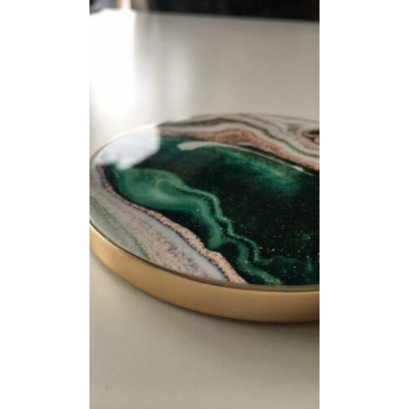 IDeal of Sweden Fashion QI Charger golden jade marble