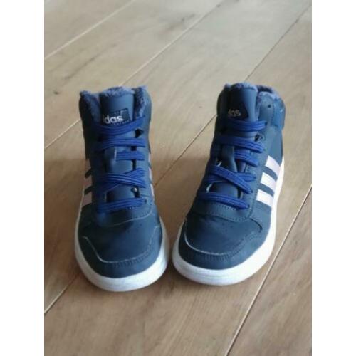 Adidas keurige halfhoge sneakers maat 30 stiek