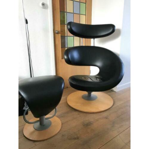 Varier Stokke Peel 1 design fauteuil met hocker zwart leer