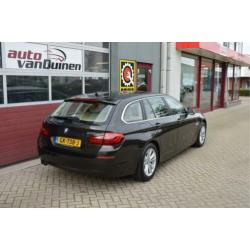 BMW 5 Serie Touring 520i Business, o.a Navi // Xenon.
