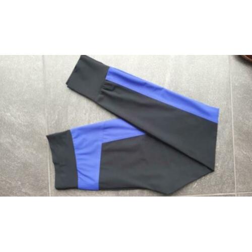 Penn & Ink broek travelstof zwart/paars