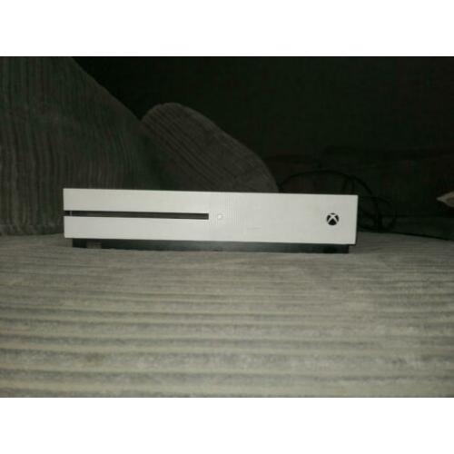 Xbox one 's 1tb