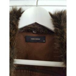 Bruin kort jack/jasje van vero moda maat 36