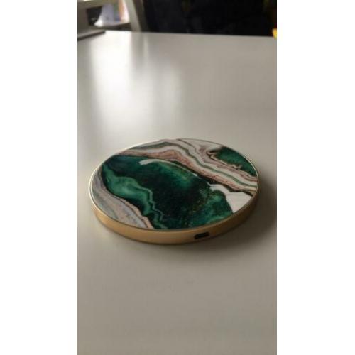 IDeal of Sweden Fashion QI Charger golden jade marble