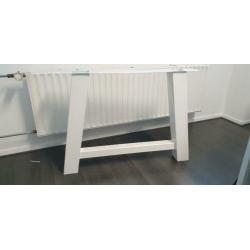 Tafelpoot, industrieel A-model in wit
