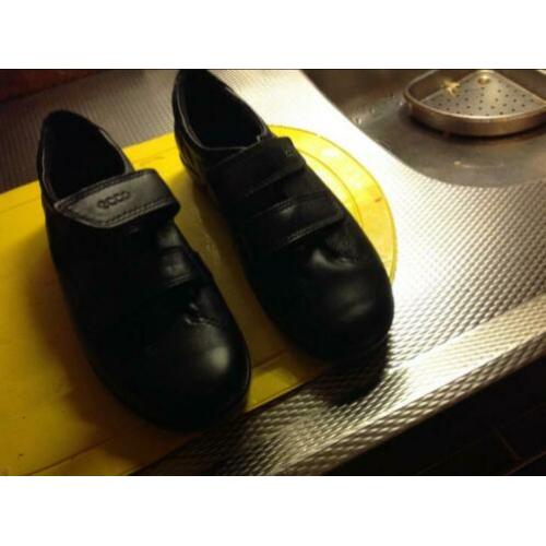 Mooie Ecco schoenen zwart leer.maat 37
