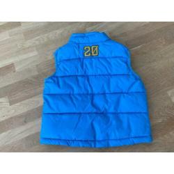 ** Kinder bodywarmer blauw maat 98 € 7,50 **