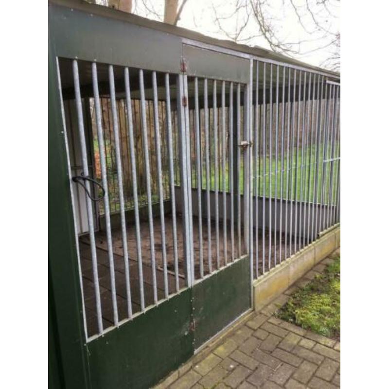 Te koop prima honden kennel