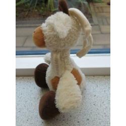 Muziekknuffel van Happy horse giraffe giraf met speeldoosje