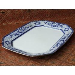 Grote antieke Engelse schaal van blauw wit porselein 45 cm.
