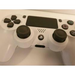 PS4 + PlayStation 7.1 3D PlatinumHeadset + Horizon Zero Dawn