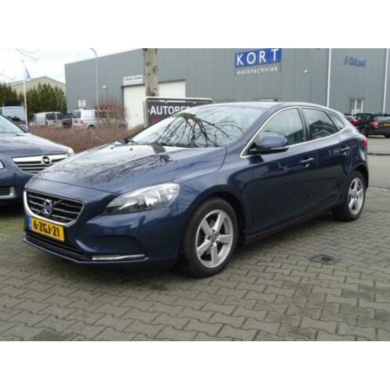 Volvo V40 1.6 D2 Summum Navi Leer Pdc (bj 2014)