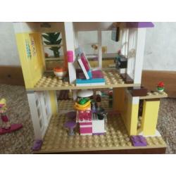 Te koop: Lego friends Stephanie’s strandhuis 41037