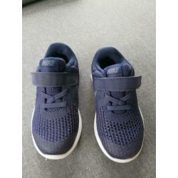 Nieuwe Nike schoenen maat 26